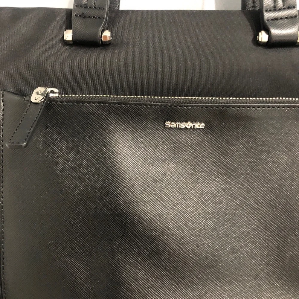 Samsonite Black Nylon Laptop Work Tote Carryall Shoulder Bag Large Travel Purse